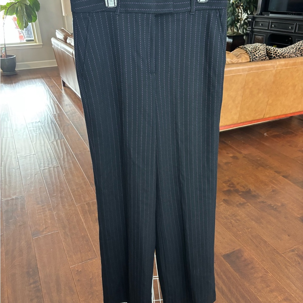 White House Black Market Women’s LUNA Navy Pinstripe Pants. New with Tags!